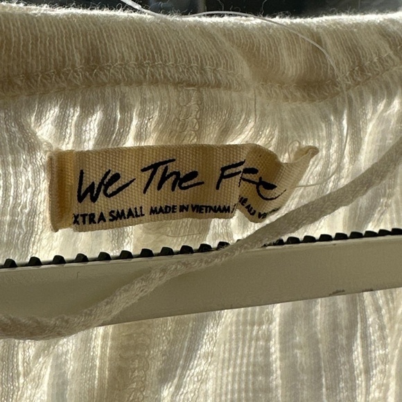 Free People Women's White and Cream Shirt - Picture 5 of 8